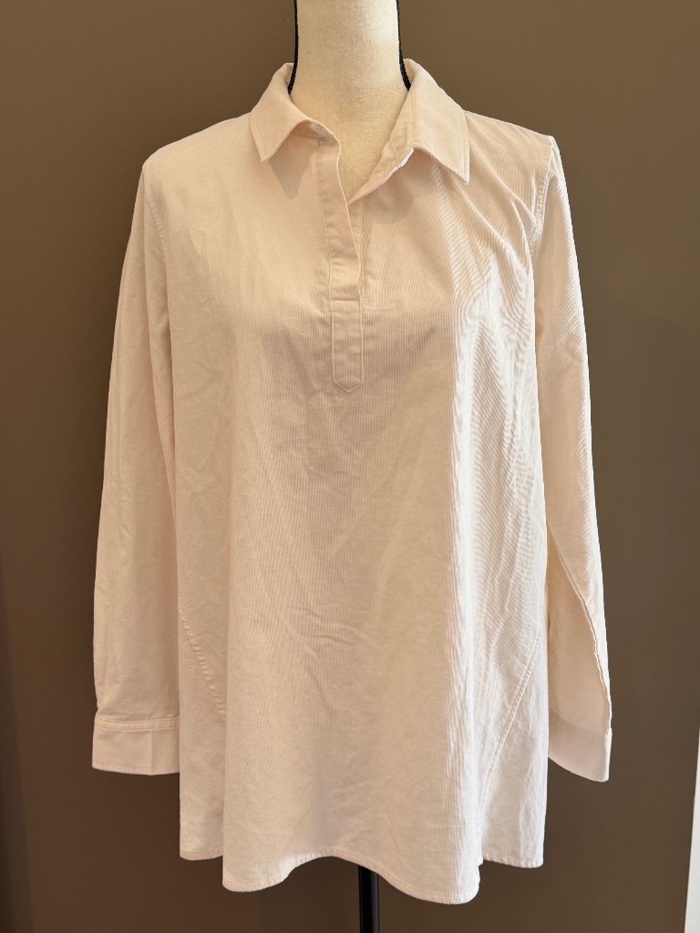 Croft & Barrow Women's Cream Corduroy Pullover Shirt Long Sleeve, Size Medium